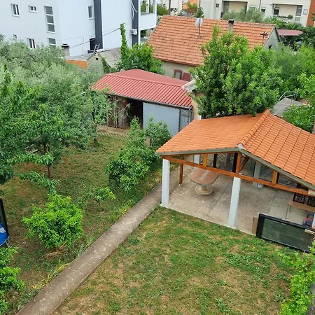 Mendula With Private Parking *